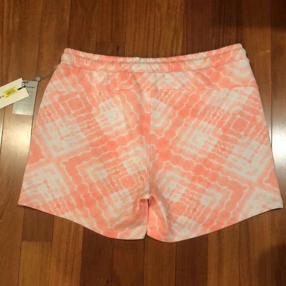 Brand๐๐๐ฅ๐ DKNY sports shorts. - Picture 2 of 10